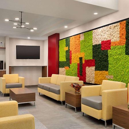 Days Inn & Suites By Wyndham Sherwood Park Edmonton מראה חיצוני תמונה